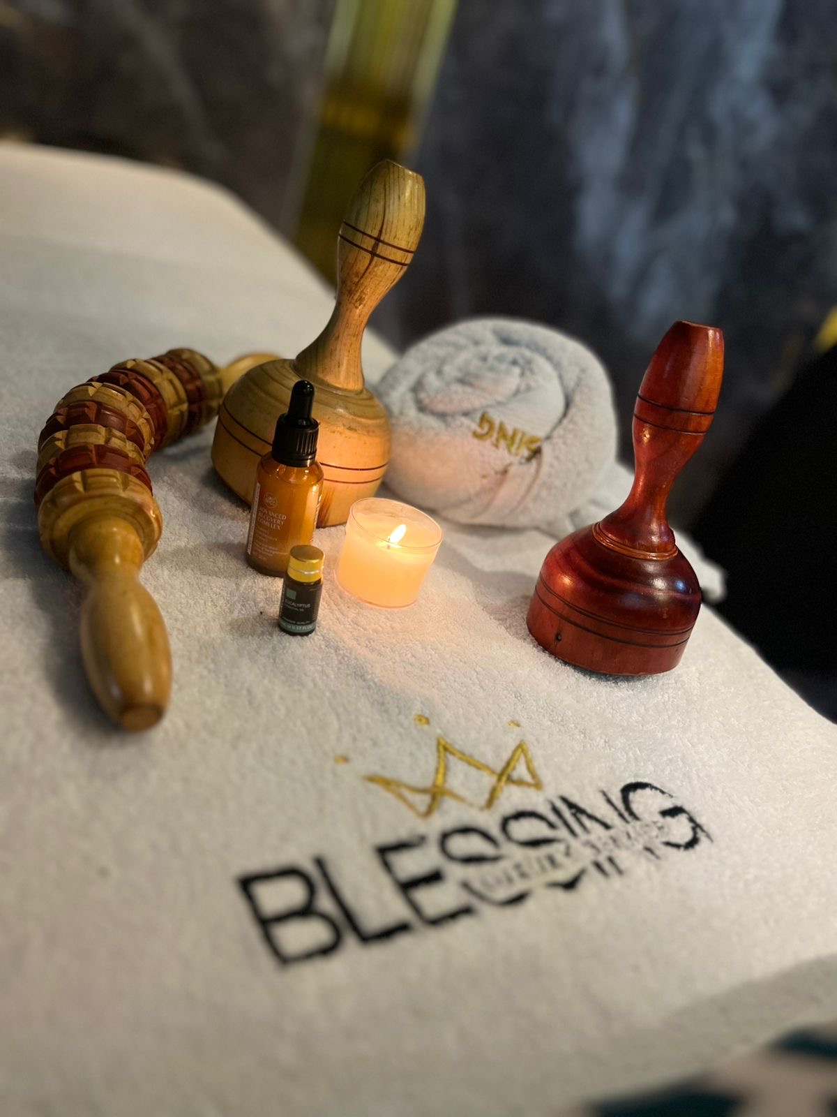 Masajes & Faciales 2